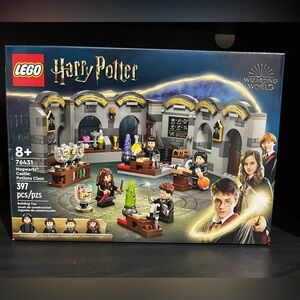 Lego Harry Potter 76442 and 76431 Hogwarts Castle